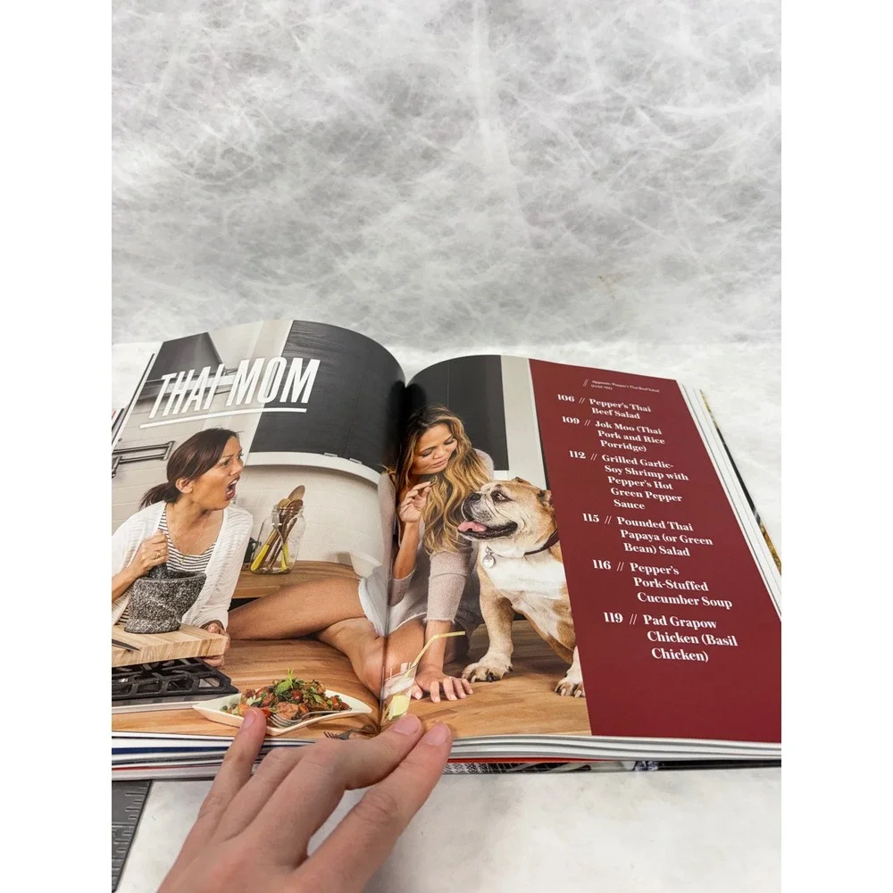 Cravings Recipes for All the Food You Want to Eat Chrissy Teigen Hardcover Book
